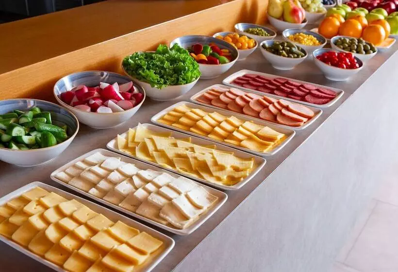 هتل Mercure Bukhara Old Town