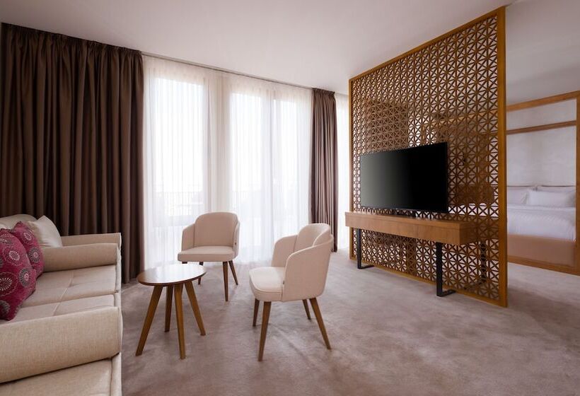 فندق Mercure Bukhara Old Town