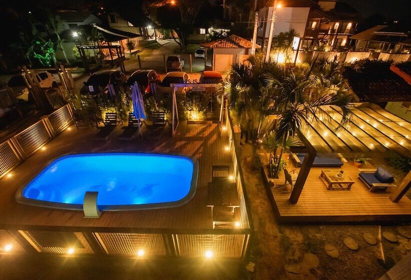 هتل Pousada Cacau Praia Do Rosa