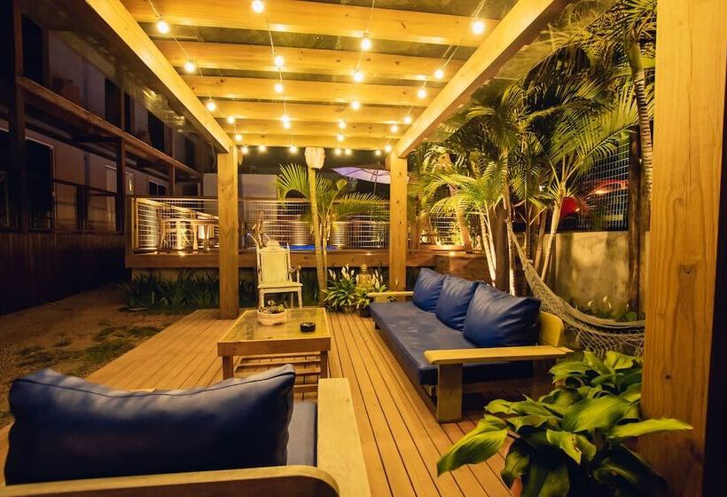 هتل Pousada Cacau Praia Do Rosa