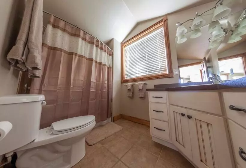 Hotelli Star Valley Lodge