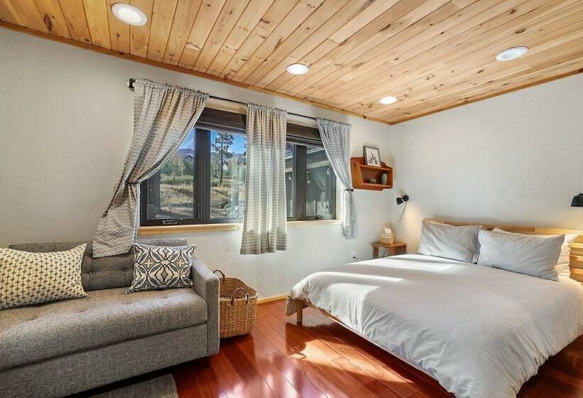 Mountain Pine Memories