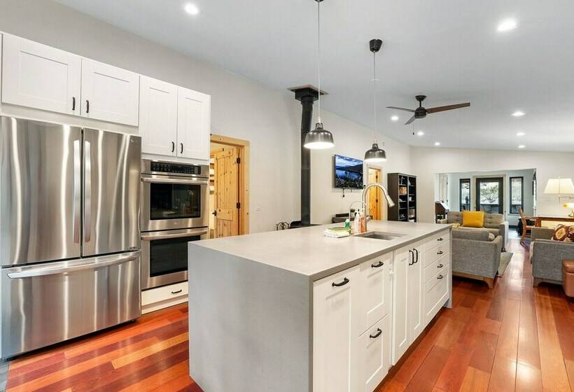 Mountain Pine Memories