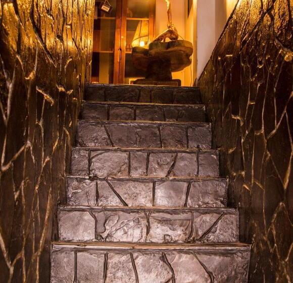 پانسیون Hostal Rumi Huasi Spa & Sauna