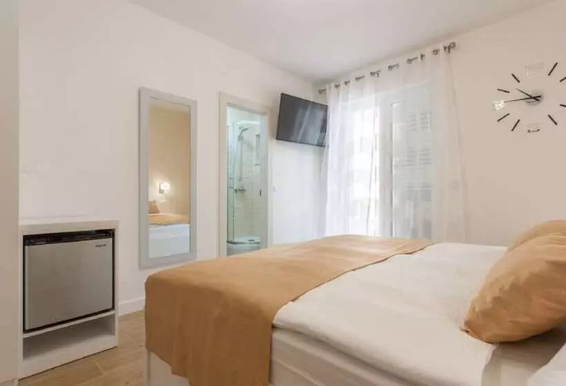 Majatalo Villa Stonehouse