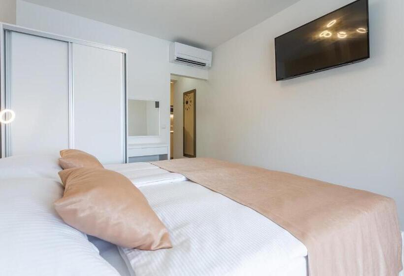 膳宿费 Villa Stonehouse