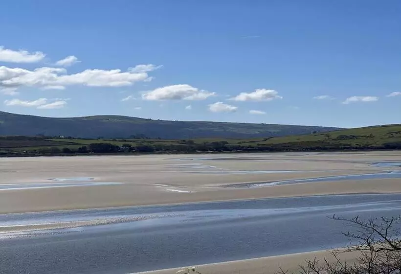 レジデンス Beautiful 3 Bed House In Porthmadog