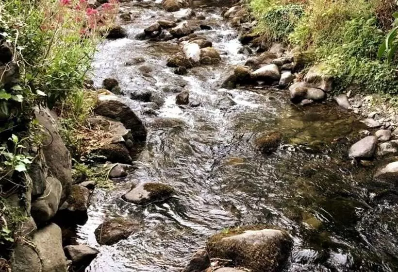 Residenssi Bungalow By The Beach, Sleeps 6, Snowdonia, Wales