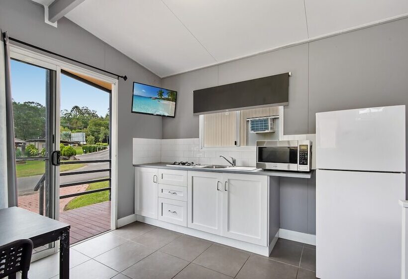 Курорт Yandina Caravan Park