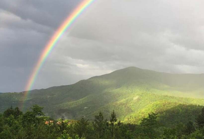 Roundtop Mountain Ridge