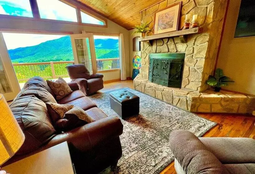 Roundtop Mountain Ridge