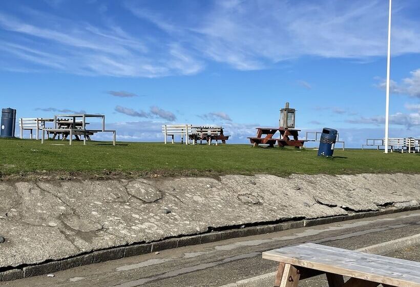 Beautiful 2 Bed Chalet In Aberystwyth