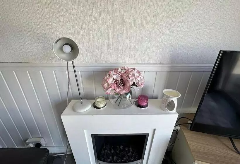 Beautiful 2 Bed Chalet In Aberystwyth