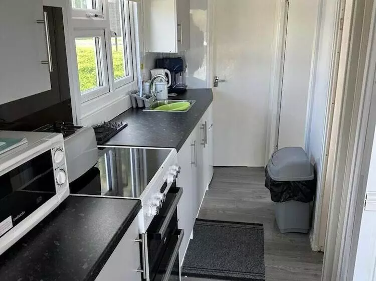 Beautiful 2 Bed Chalet In Aberystwyth