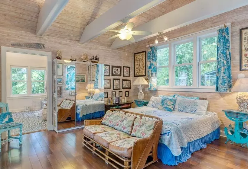 Boat House By Avantstay Character Cottage Central Location W/ Shared Pool Month Long Stays