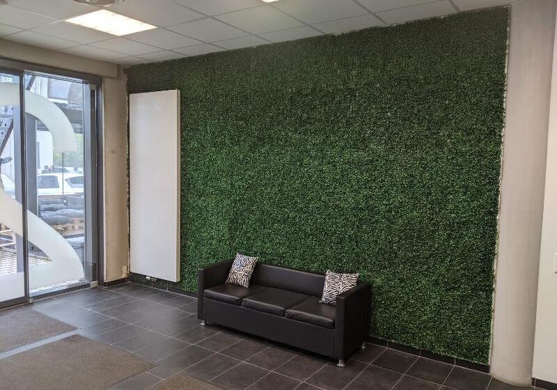 Business Motel, Free Xl Parking, Wifi, Massage Chairs, Sauna, Shared Kitchen, Breakfast 2go, Free So