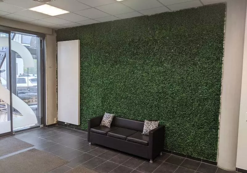 Business Motel, Free Xl Parking, Wifi, Massage Chairs, Sauna, Shared Kitchen, Breakfast 2go, Free So