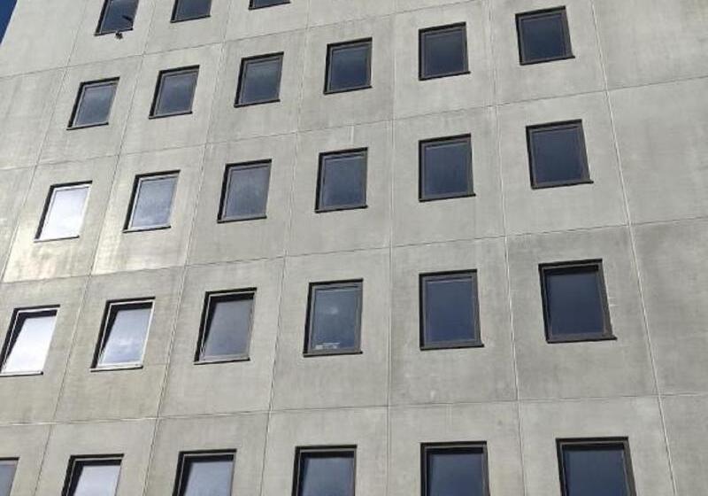 Business Motel, Free Xl Parking, Wifi, Massage Chairs, Sauna, Shared Kitchen, Breakfast 2go, Free So