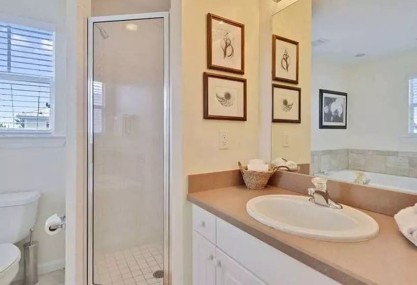 Coral Villa By Avantstay Close 2 Dt Key West Shared Pool & Patio!