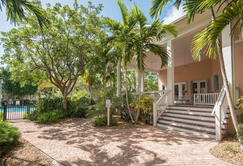 Coral Villa By Avantstay Close 2 Dt Key West Shared Pool & Patio!