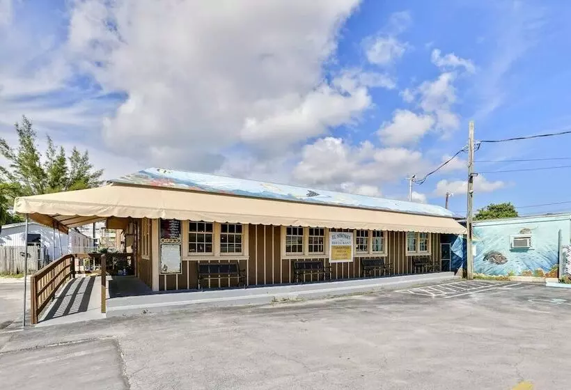 Coral Villa By Avantstay Close 2 Dt Key West Shared Pool & Patio!