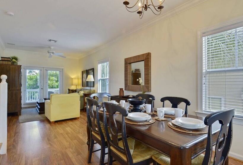 Coral Villa By Avantstay Close 2 Dt Key West Shared Pool & Patio!