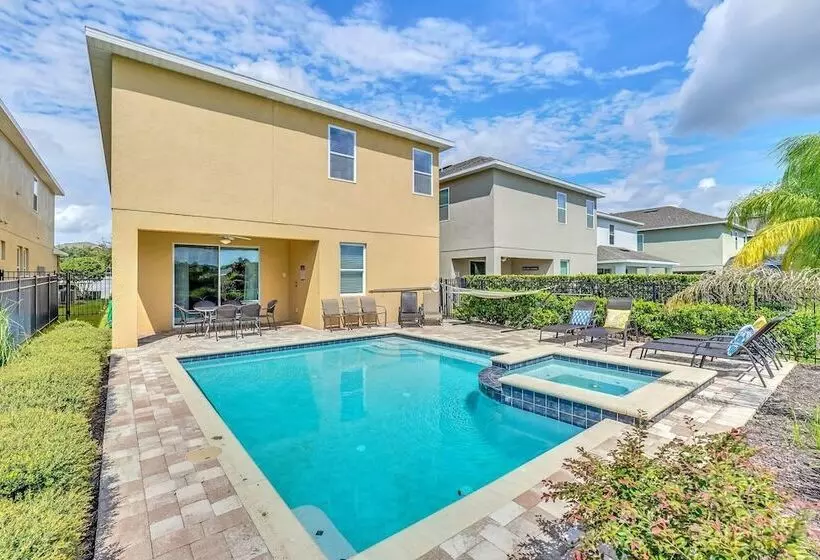 Fun And Stylish Family Villa In Encore Resort!