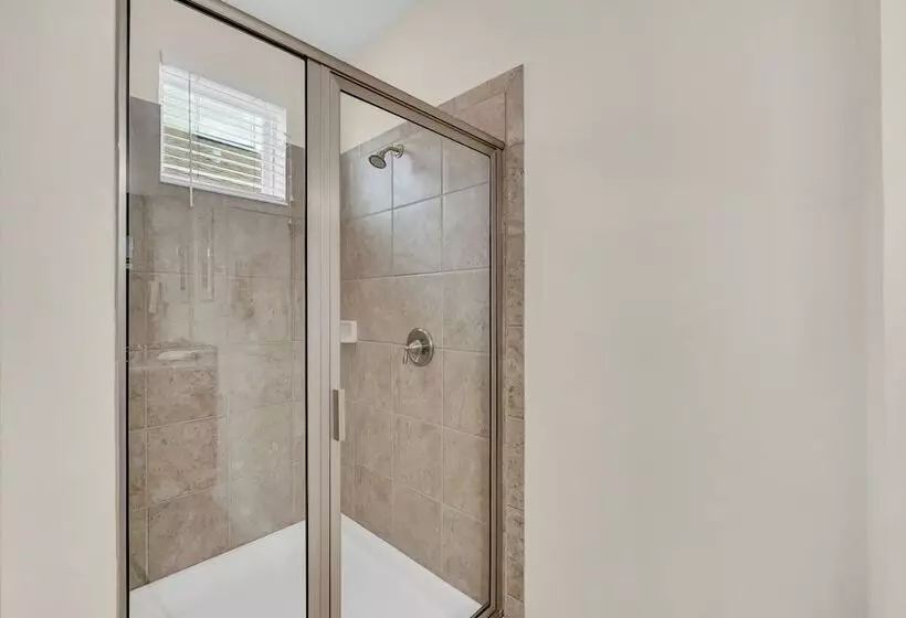 Fun And Stylish Family Villa In Encore Resort!