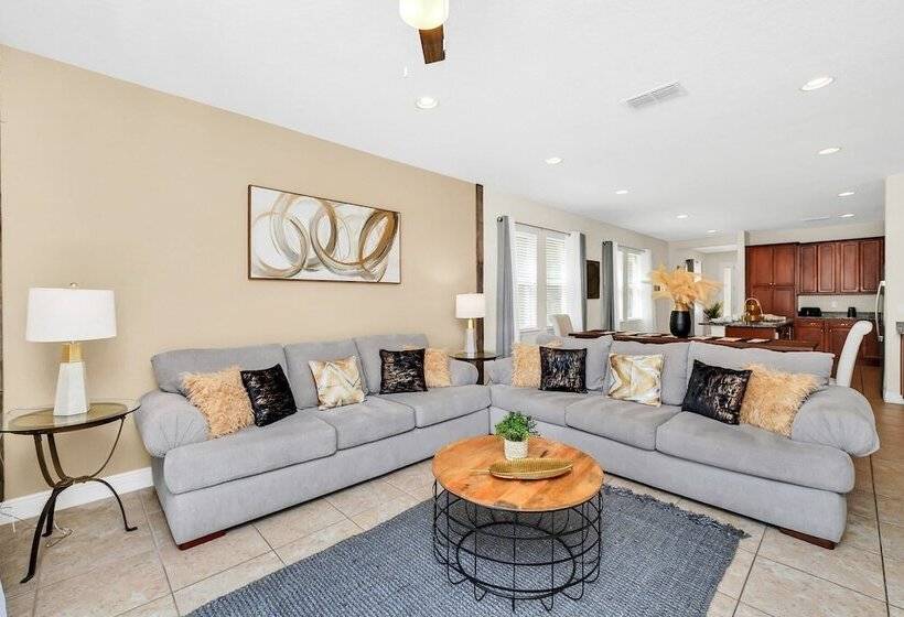 Fun And Stylish Family Villa In Encore Resort!