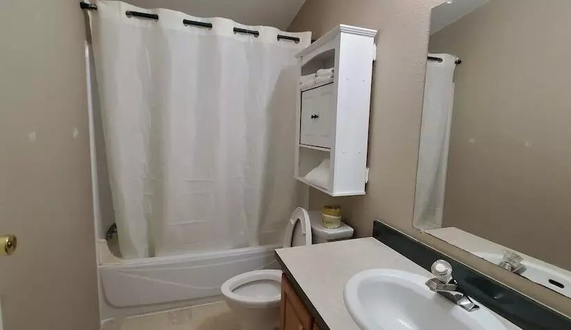 Hotelli 3 Rivers Resort And Guide Service