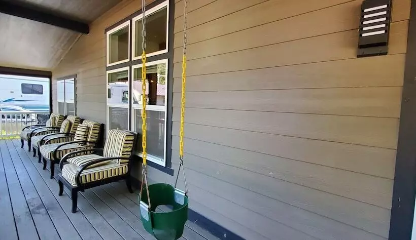 Hotelli 3 Rivers Resort And Guide Service