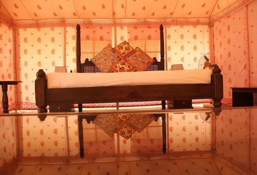 ホテル Clarks Exotica Resort & Camp, Dechu Jodhpur