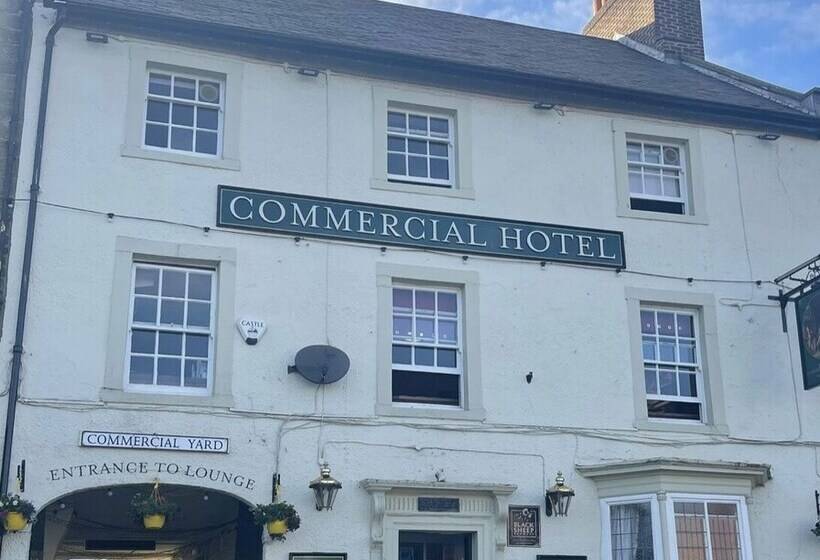 בית מלון כפרי Commercial