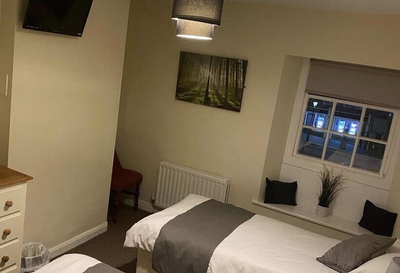 בית מלון כפרי Commercial