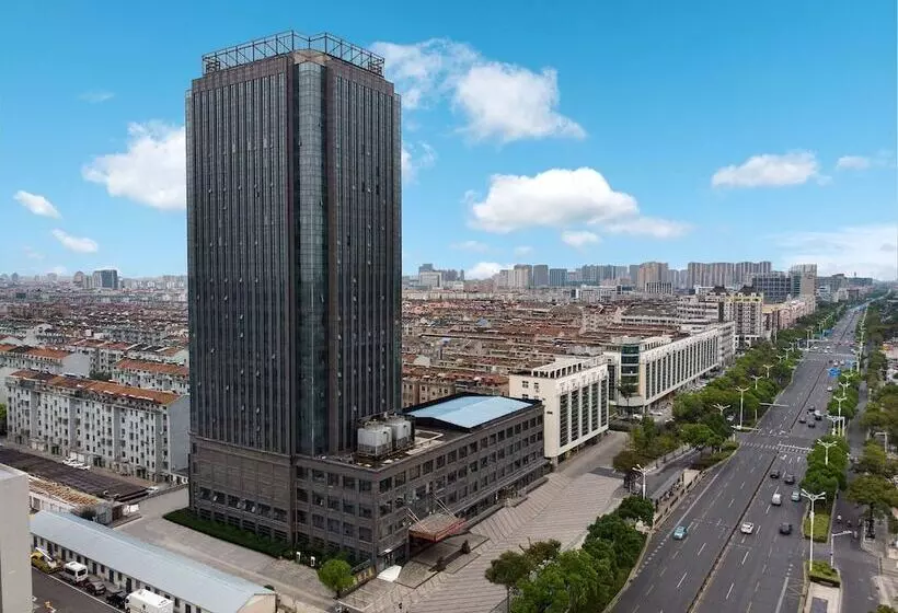 Hotelli Ramada Plaza By Wyndham Yangzhou Downtown