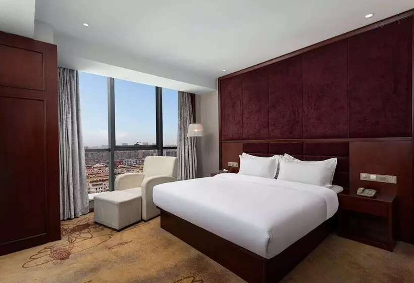 Hotelli Ramada Plaza By Wyndham Yangzhou Downtown