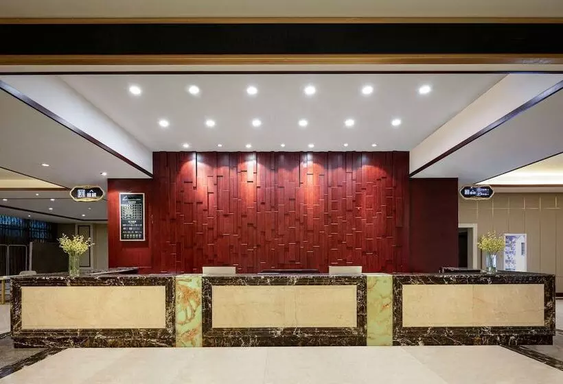 Hotelli Ramada Plaza By Wyndham Yangzhou Downtown