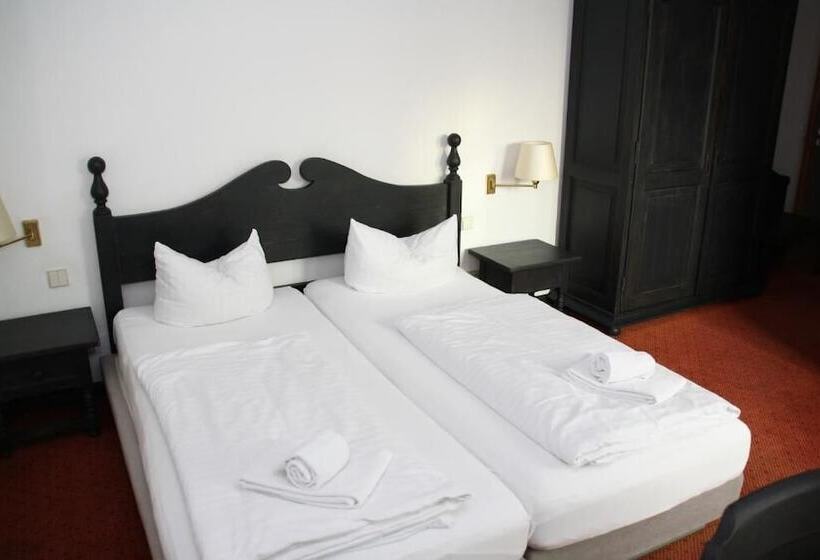 فندق Stadt Gütersloh