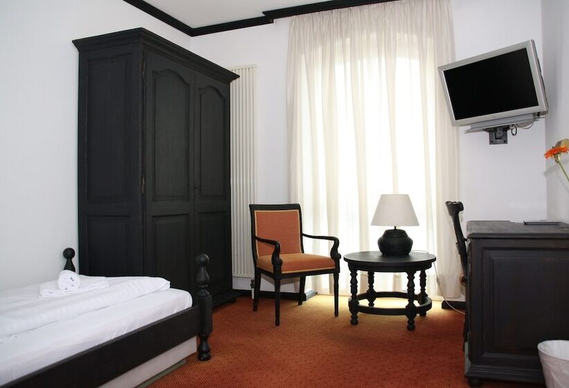 فندق Stadt Gütersloh