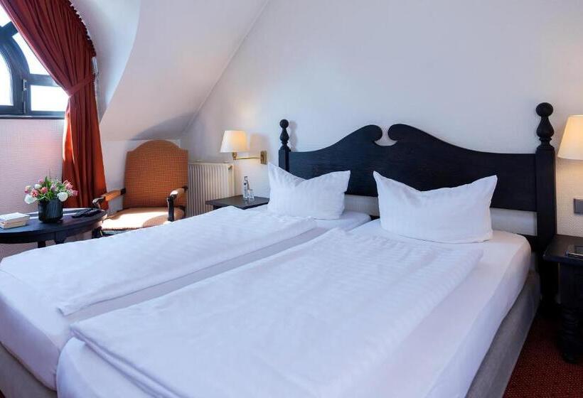 فندق Stadt Gütersloh