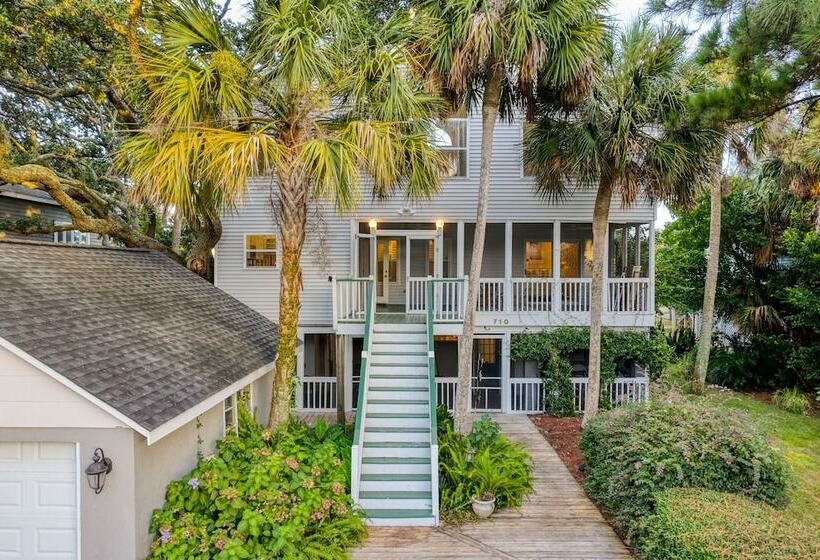 Live Oak By Avantstay Walk To Folly Beach
