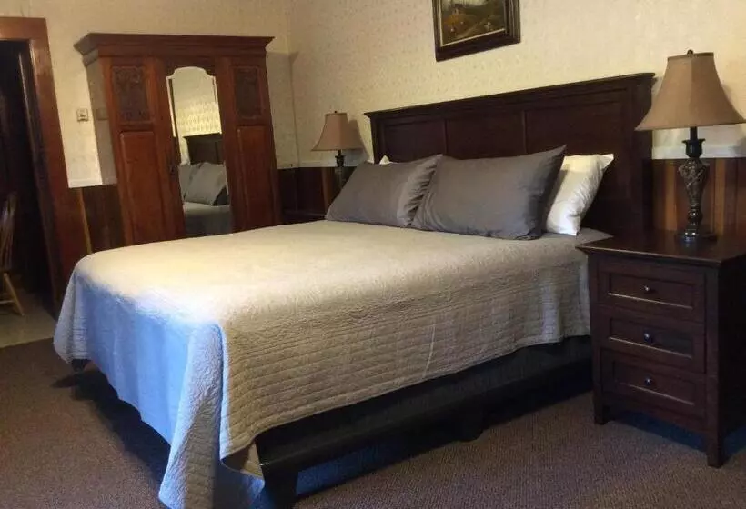 Miranda Gardens Resort