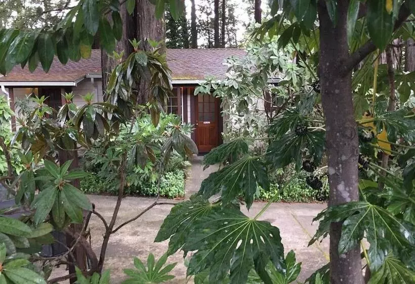 Miranda Gardens Resort