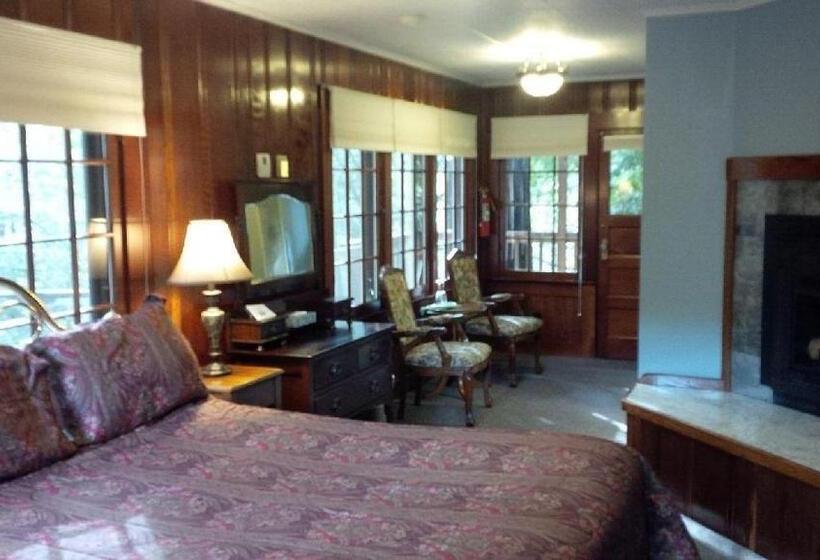 Miranda Gardens Resort