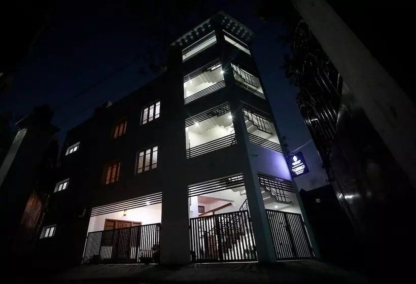 ペンション Roscotel Shara Inn Pondicherry