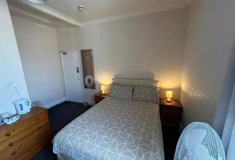 ペンション The Little Emily