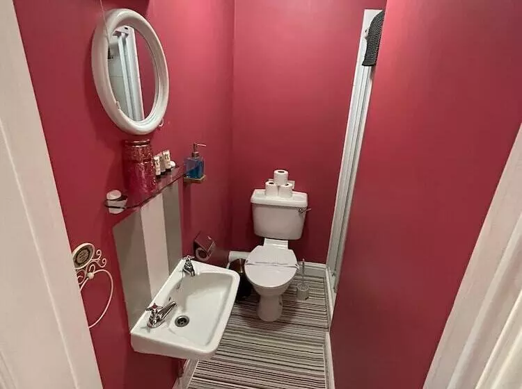 ペンション The Little Emily