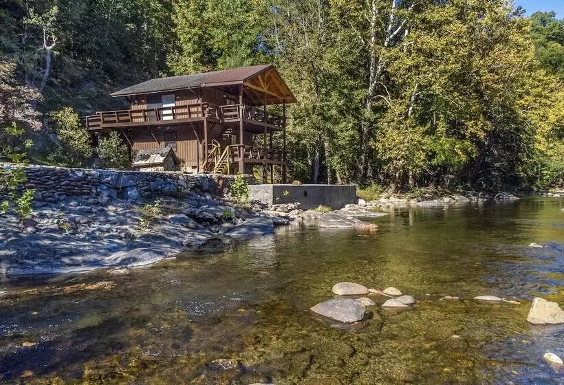 Rays Chalet   Unique And Cozy Riverfront Home!