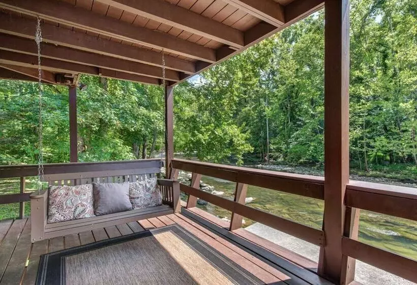 Rays Chalet   Unique And Cozy Riverfront Home!