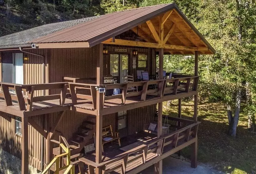 Rays Chalet   Unique And Cozy Riverfront Home!